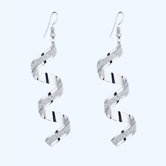Long silver swirl ribbon dangle earrings - Picture 3 of 4